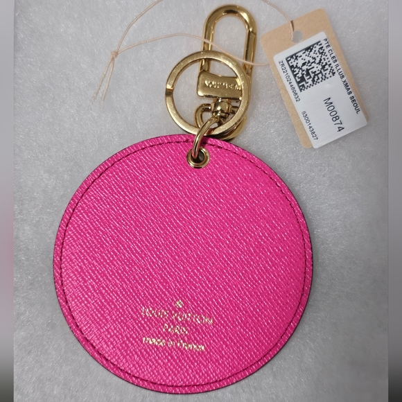 Louis Vuitton 2022 Christmas Seoul Bag Charm Key Ring NEW - Picture 9 of 10